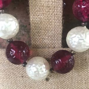 Vintage Jewelry - Vintage Baroque Pearl Fushia Beaded Necklace Vintage Jewelry - Vintage Baroque Pearl Fushia Beaded Necklace